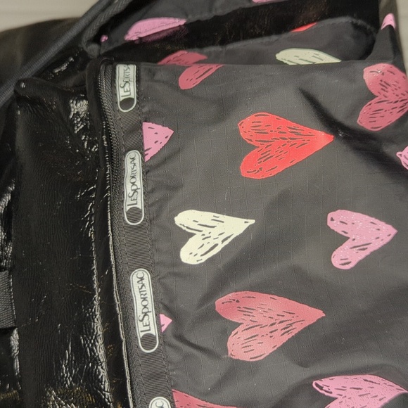 LeSportsac Black Backpack with Red, Pink, White Hearts - Picture 4 of 9